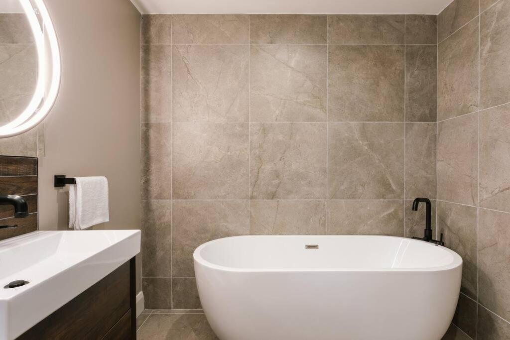 Three The Stables At Corrstown Village Villa *